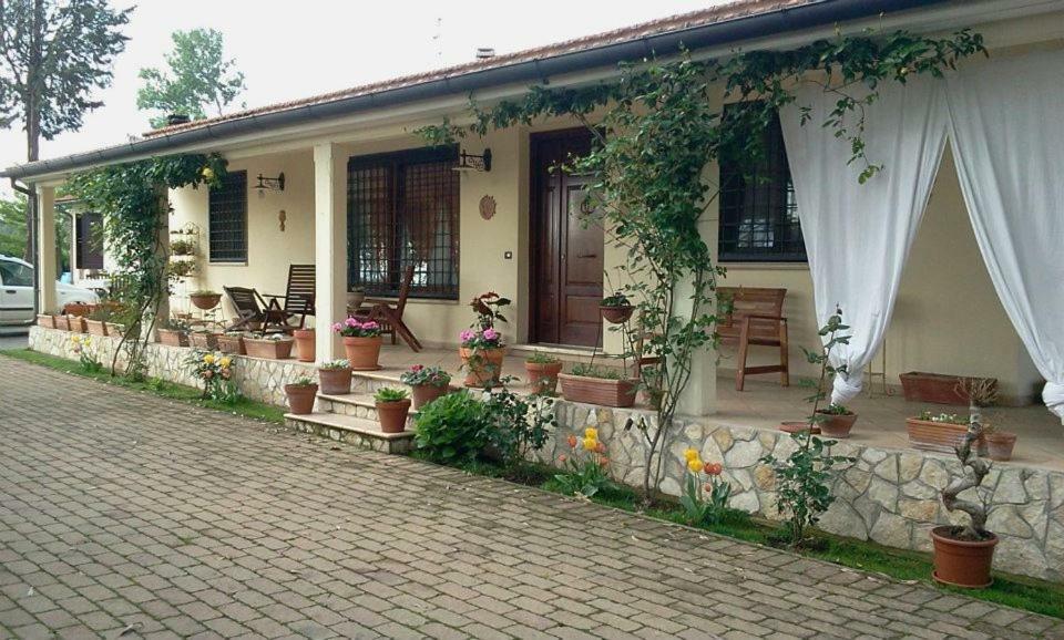 B&B Rolu Formello Exteriör bild
